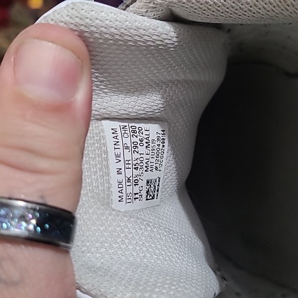 Adidas Superstar 11 mens fu9519 like new. - Picture 9 of 10